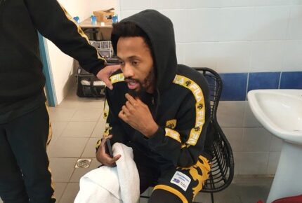 Όλοι εισιτήρια με Φάλκο, ΟΛΟΙ ΑΝΩ ΛΙΟΣΙΑ