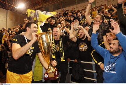 Υπέγραψε ο Ανγκόλα