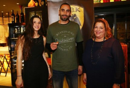 Υπέγραψε ο Κρίστμας