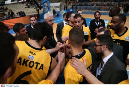 Η τελετή και ο Κοντονής