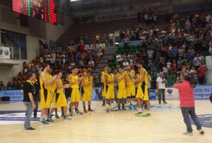 Defeated, 78-72 but impresses