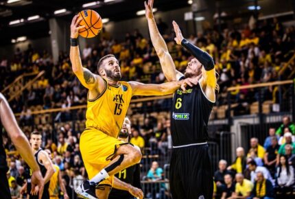 Μαζί ξανά και Θύρα «Avis»