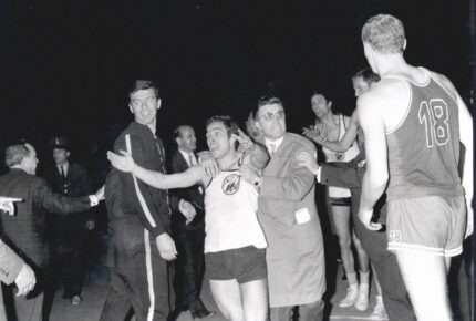 O Λάκης Τσάβας θυμάται…