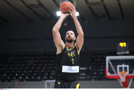 ΑΕΚ - Βαρέζε 105-98