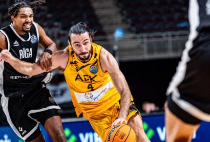 VEF Riga - AEK BC 53-69