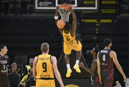 AEK - NHSZ-Szolnoki Olajbanyasz 91-77