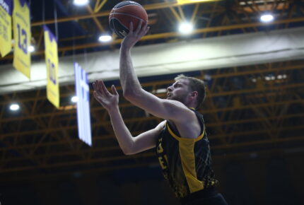 Peristeri - AEK 79-66