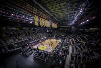 Άνοιξε το άνω διάζωμα της SUNEL Arena
