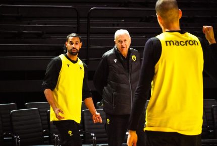 Επιστροφή για δύο