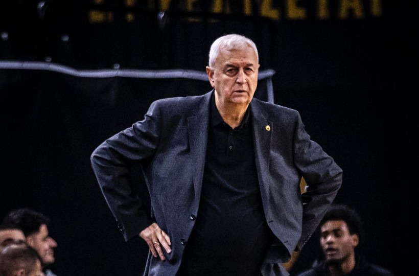 Σάκοτα: «Τα συλλυπητήρια μου στις οικογένειες των οπαδών του ΠΑΟΚ – Σοβαρότητα και διάρκεια κόντρα στην Άλμπα»