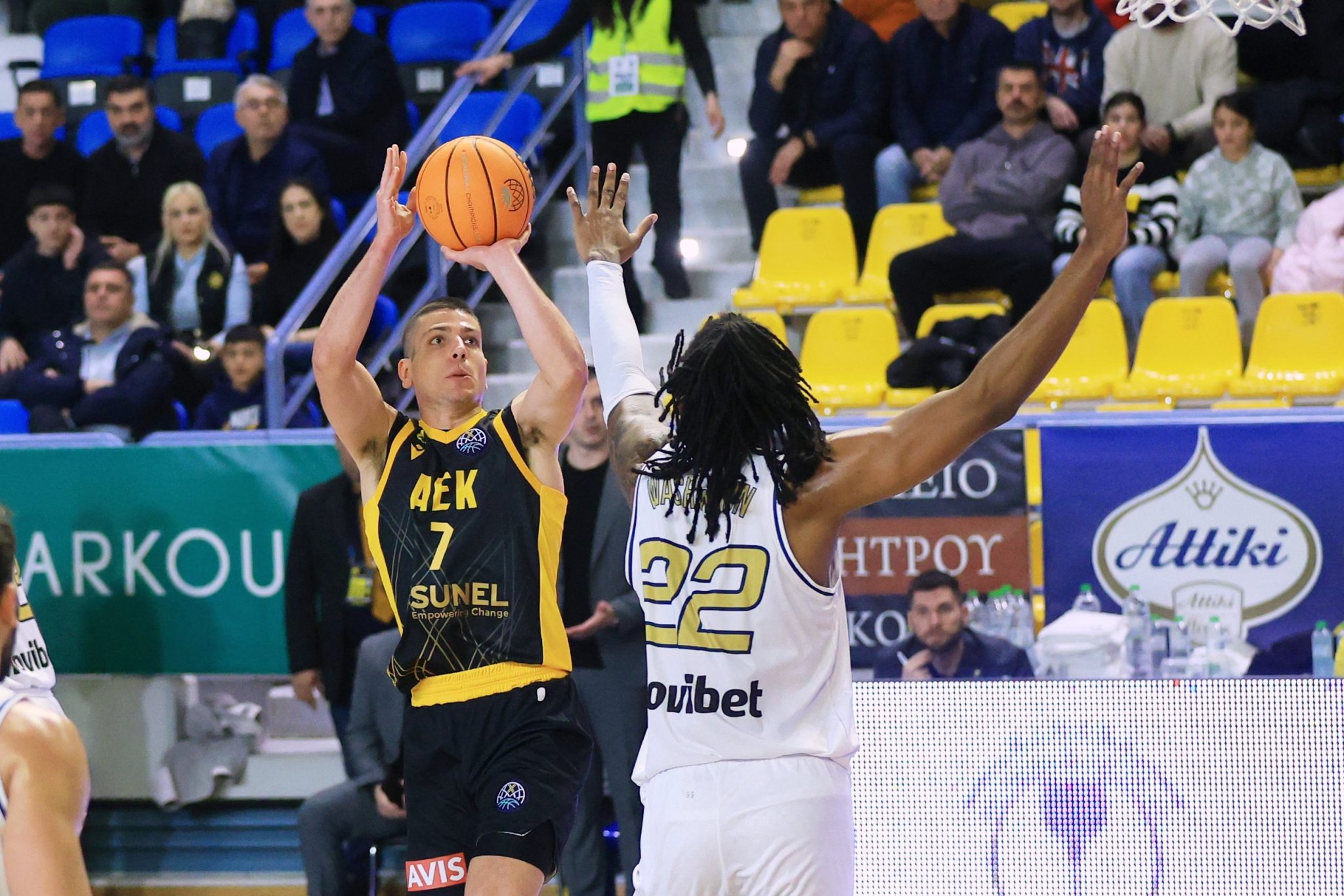 Πρόβλημα με Φλιώνη στην ΑΕΚ!