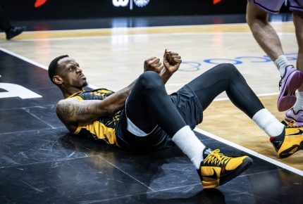 Άλμπα Βερολίνου - ΑΕΚ 88-93